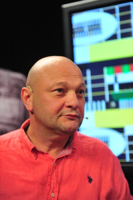 ИД `Комсомольская правда`. Режиссер Сергей Гинзбург