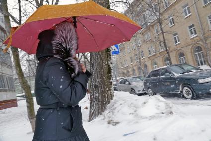 Снегопад в Москве.