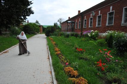 Бородино. Бородинское поле. Спасо-Бородинский женский 
монастырь. На снимке: килейный корпус.