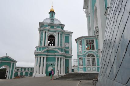 Смоленск. На снимке: храмы на Соборной горе.