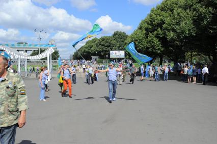 ЦПКиО им. Горького. День воздушно-десантных войск (ВДВ).