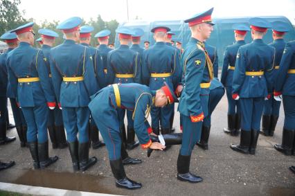 Алабино. Перед началом соревнований по танковому биатлону.