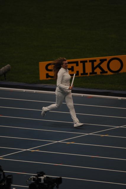 СК \"Лужники\".  Церемония открытия чемпионата мира по легкой атлетике 2013. На снимке: олимпийская чемпионка по легкой атлетике Светлана Мастеркова