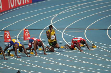 СК `Лужники`.  Чемпионат мира по легкой атлетике 2013.  Бег. 100 метров. Мужчины. На снимке (2-ой справа): спортсмен Усейн Болт (Ямайка).