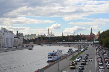 Виды Москвы. Москворецкая набережная.