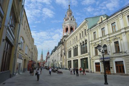 Виды Москвы. Никольская улица.