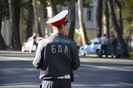 Полиция Таджикистана. На снимке: сортудник правоохранительных органов.