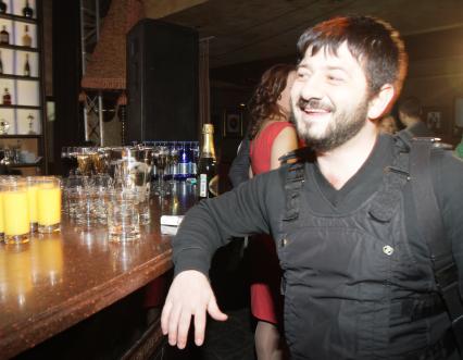 Клуб `The Bar`. Вечеринка в честь 35-летия Анфисы Чеховой. На снимке: актер Михаил Галустян