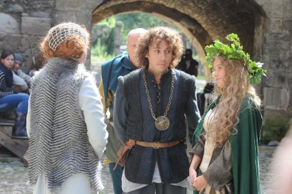 Съемки многосерийного сериала `Все могут короли`.  На снимке: актер Максим Галкин (в центре).