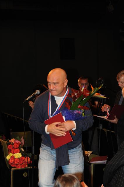 Сбор труппы театра `Ленком`. На снимке: актер Александр Балуев.