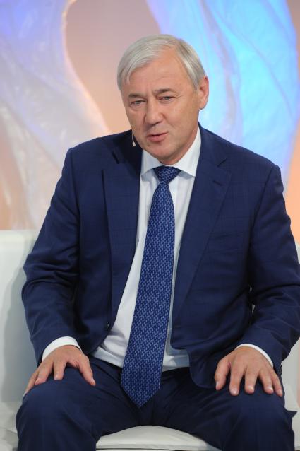 Телевидение `Комсомольская правда`. На снимке: депутат Государственной думы РФ, президент ассоциации региональных банков РФ Анатолий Аксаков.