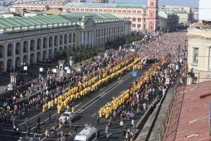 крестный ход в честь 300 летия лавры