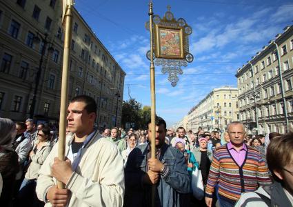 крестный ход в честь 300 летия лавры