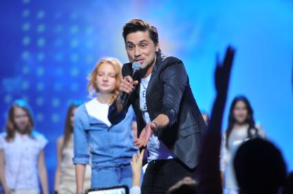 Crocus City Hall. Первая Детская Музыкальная Премия `Kinder МУЗ Awards`. На снимке: певец Дима Билан.