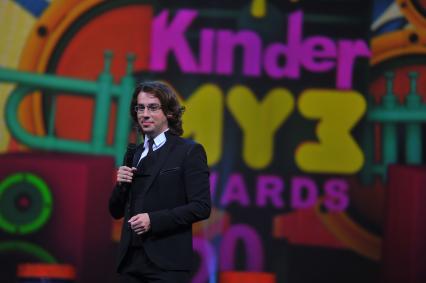 Crocus City Hall. Первая Детская Музыкальная Премия `Kinder МУЗ Awards`. На снимке: артист, телеведущий Максим Галкин.