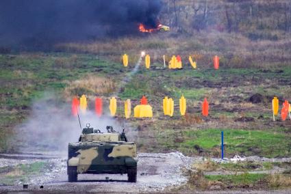 IX Международная выставка вооружений в Нижнем Тагиле. На снимке: стрельбы.