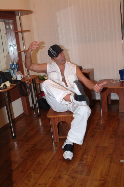 Диск44. Международный фестиваль искусств \"Славянский базар в Витебске\" 2003 год. На снимке: певец Буйнов Александр