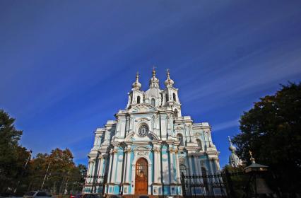 Храмы санкт-петербурга смольный собор