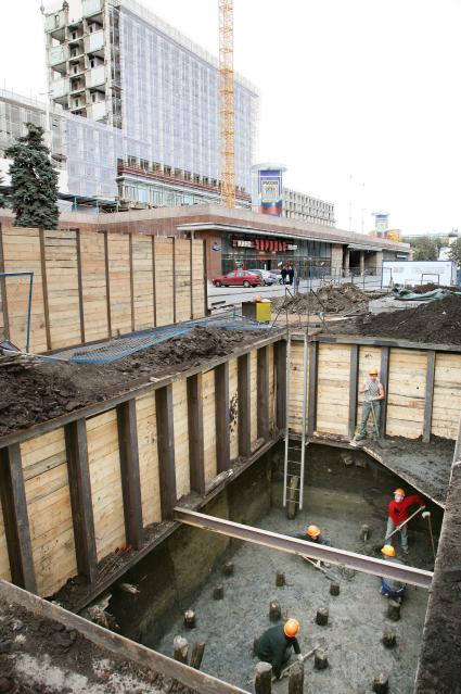 Археологические раскопки в Москве.