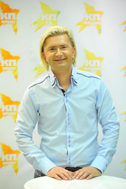 ИД `Комсомольская правда`. Шеф-директор Кондитерского дома Seleznyoff, телеведущий Александр Селезнев