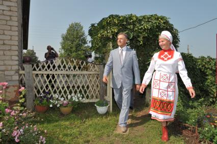 Торжественное открытие новой школы в селе Кушья. На снимке: президент Удмуртии Александр Волков