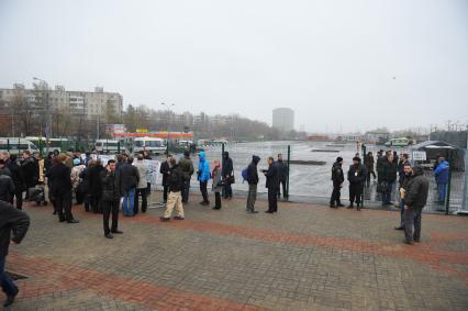 Строящейся плоскостной транспортно-пересадочный узел у станции метро `Выхино`.