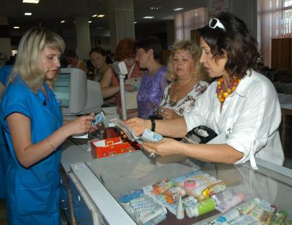 Диск44. Международный фестиваль искусств \"Славянский базар в Витебске\" 2006 год. На снимке: певица Бабкина Надежда