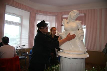 Диск44. Международный фестиваль искусств \"Славянский базар в Витебске\" 2007 год. На снимке: художник Шемякин Михаил и его жена