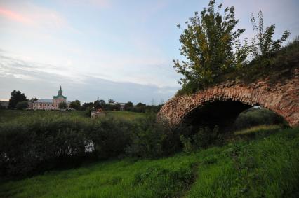 Виды Смоленска. На снимке: Церковь Николая Чудотворца (Нижне-Никольская церковь).