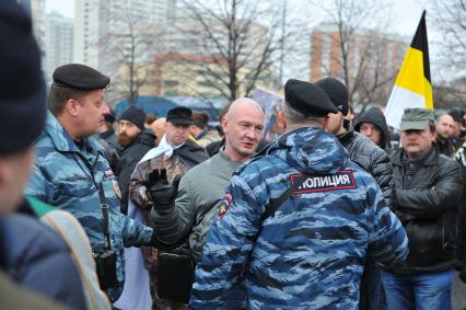 День народного единства. На снимке: митингующие во время акции `Русский марш` в Люблино.