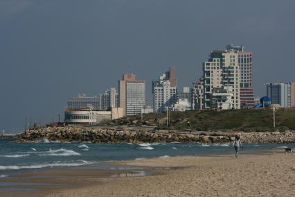 Виды Тель-Авива. На снимке: отели Sheraton Tel Aviv и Park Plaza Orchid.