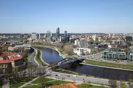 Вид на город Вильнюс с башни Гедимина