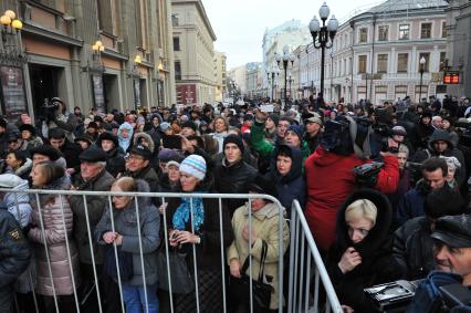 Церемония прощания с актером Юрием Яковлевым в театре им. Вахтангова.