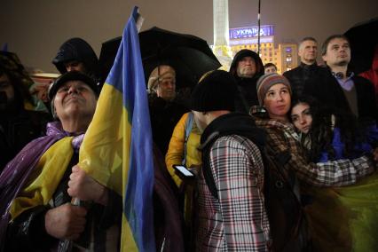 Евромайдан. Акция сторонников евроинтеграции Украины у здания Киевской городской государственной администрации (Мэрии).