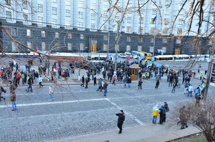 Евромайдан. Акция сторонников евроинтеграции Украины у здания правительства Украины.