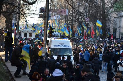 Евромайдан. Акция сторонников евроинтеграции Украины у здания правительства Украины.