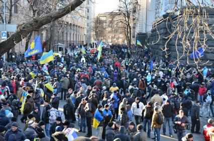 Евромайдан. Акция сторонников евроинтеграции Украины у здания правительства Украины.