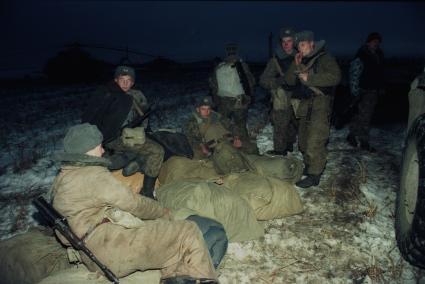 Начало первой чеченской войны. На снимке: российские солдаты.