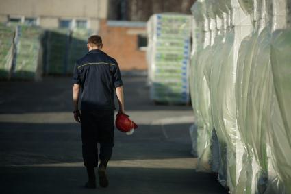 Завод теплоизоляционных материалов `Эковер`. Склад готовой продукции.