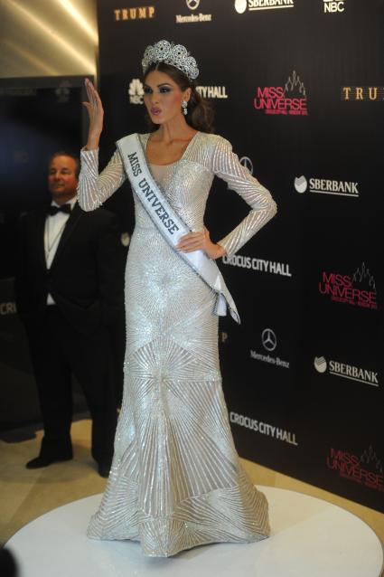 Крокус Сити Холл. Конкурс Miss Universe 2013. Финал. На снимке:  победительница конкурса `Мисс Вселенная 2013` Габриэла Ислер из Венесуэлы.