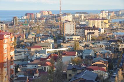 Виды Махачкалы.