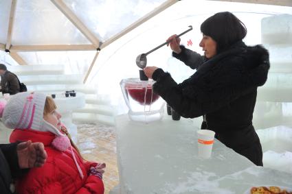 SnowGRAD в Измайловском парке. Ice-кафе Olympic Babble.