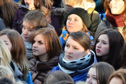 Евромайдан. Акция сторонников Евроинтеграции.    На снимке: толпа демонстрантов