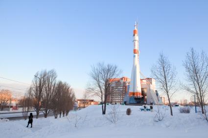 Ракета-носитель `Союз`.