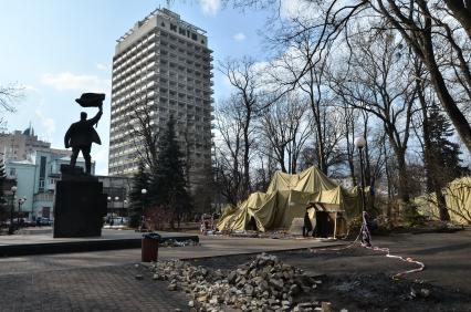 Место проведения антимайдана опустело.