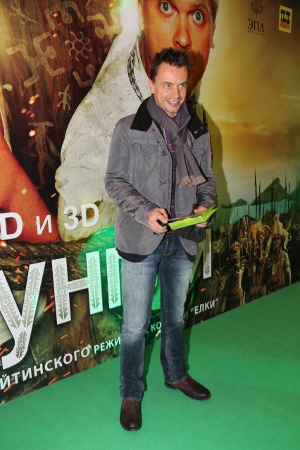 Диск73. Премьера фильма Джунгли 2012 год. На снимке: певец Серов Алексей