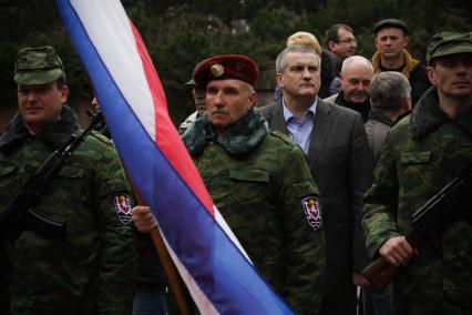 Глава правительства республики Крым Сергей Аксенов присутствует на принятии воинской присяги.