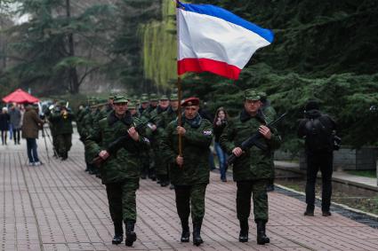 Бойцы сил самообороны Крыма приняли присягу на верность народу.