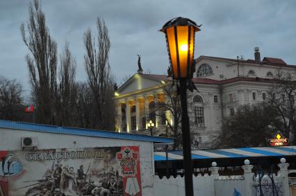 Севастополь. Русский драматический театр имени Луначарского.