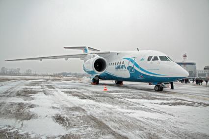 Самолет Ан-148-100Е авиакомпании `Ангара`.